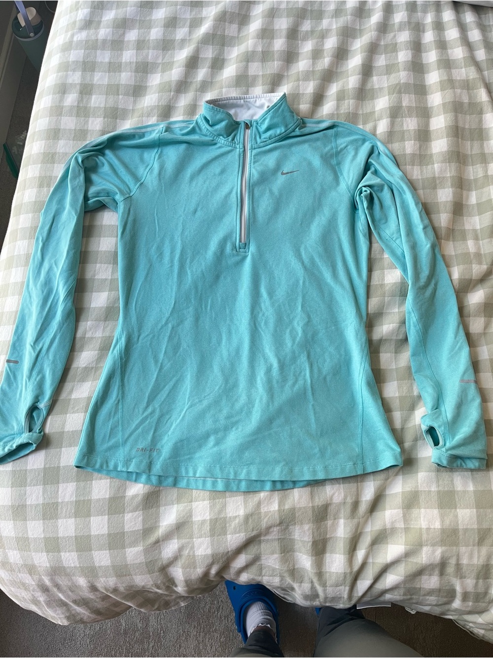 Nike Women’s Aqua Blue Long-Sleeve Quarter-Zip Top